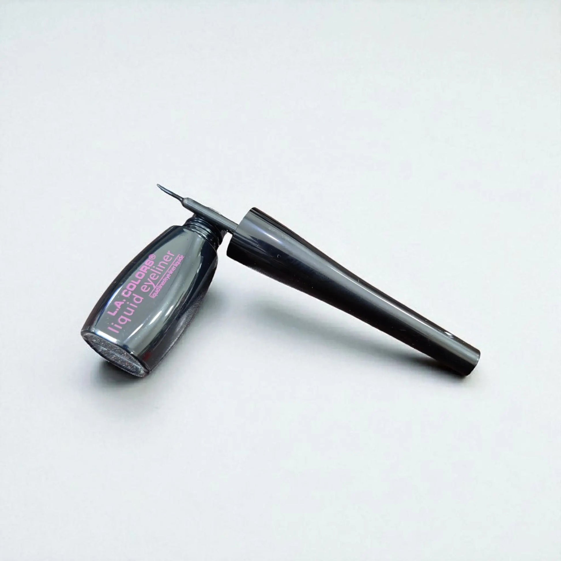 LA Colors Liquid Liner Brush Tip - Mega Mart Official